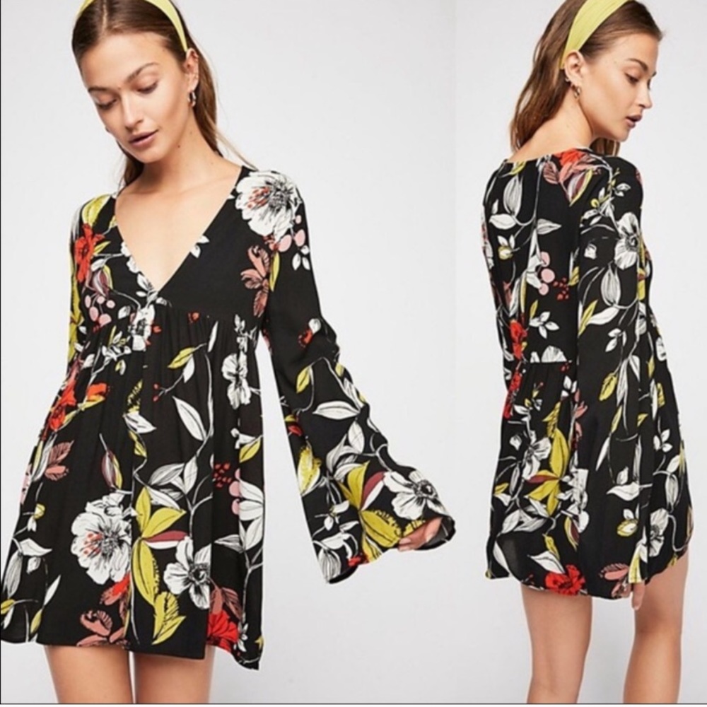 NWT FREE PEOPLE BELLA‎ BABYDOLL V-NECK LONG SLEEVE TUNIC BLACK XS Boho Festival